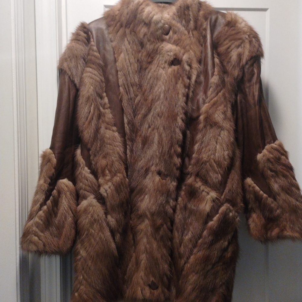 END OF SEASON SALE! Elegant Faux Fur Teddy Jacket - Brown